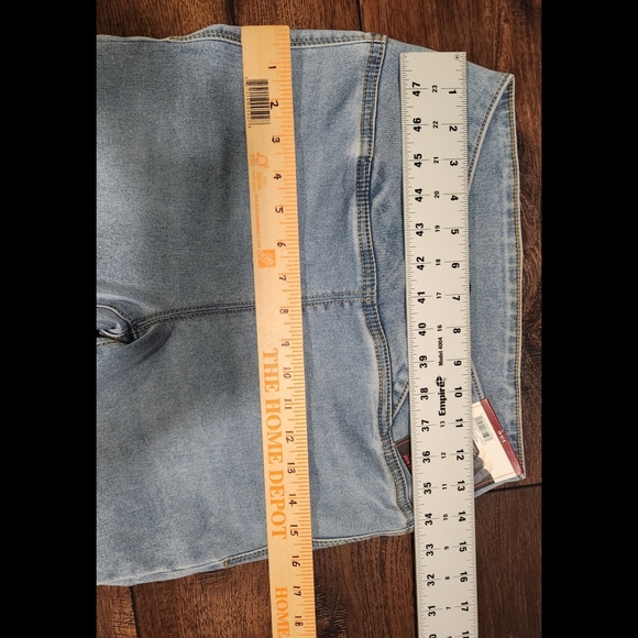 NWT Retro Crossover Flare Jeans - Picture 9 of 12